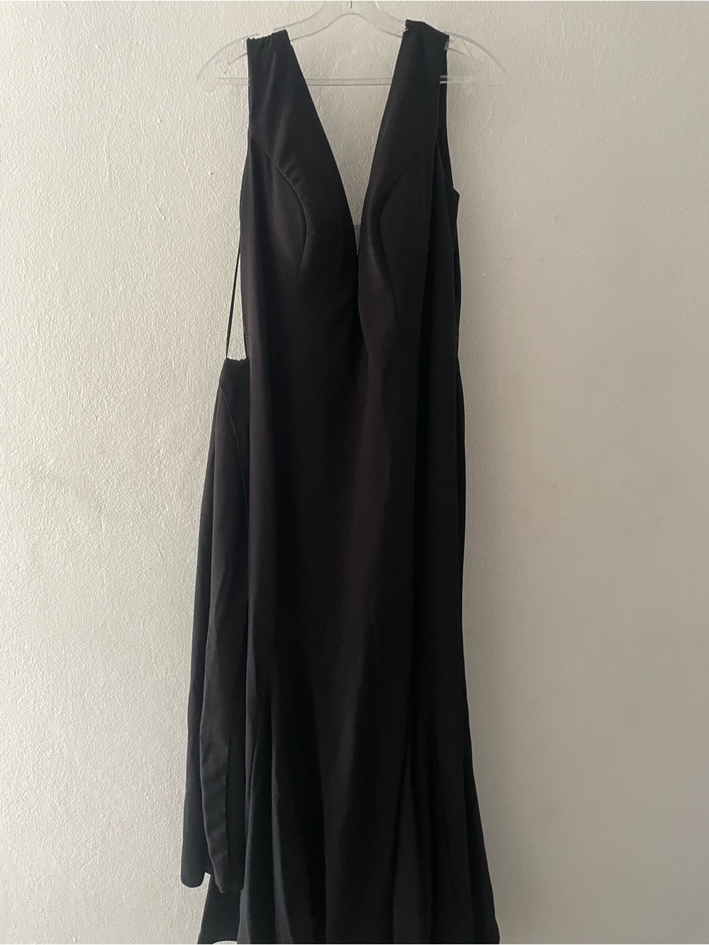 Elegant Black Maxi Dress